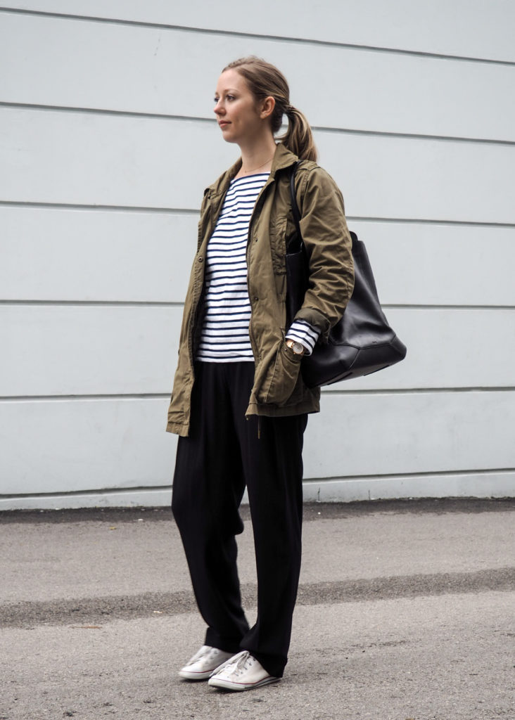 Fall Outfit Inspiration - Wide Leg Trousers & Sneakers