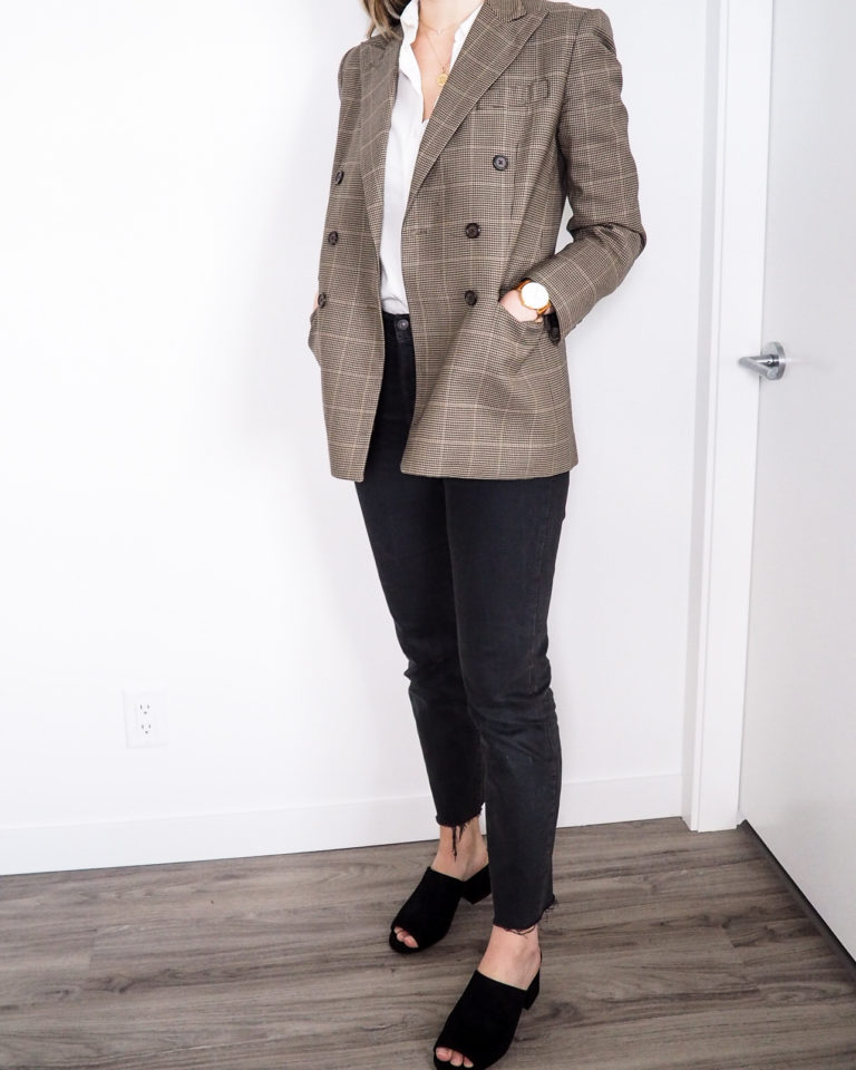 Winter Capsule - Week in Outfits for 12.17.18 - Emily Lightly