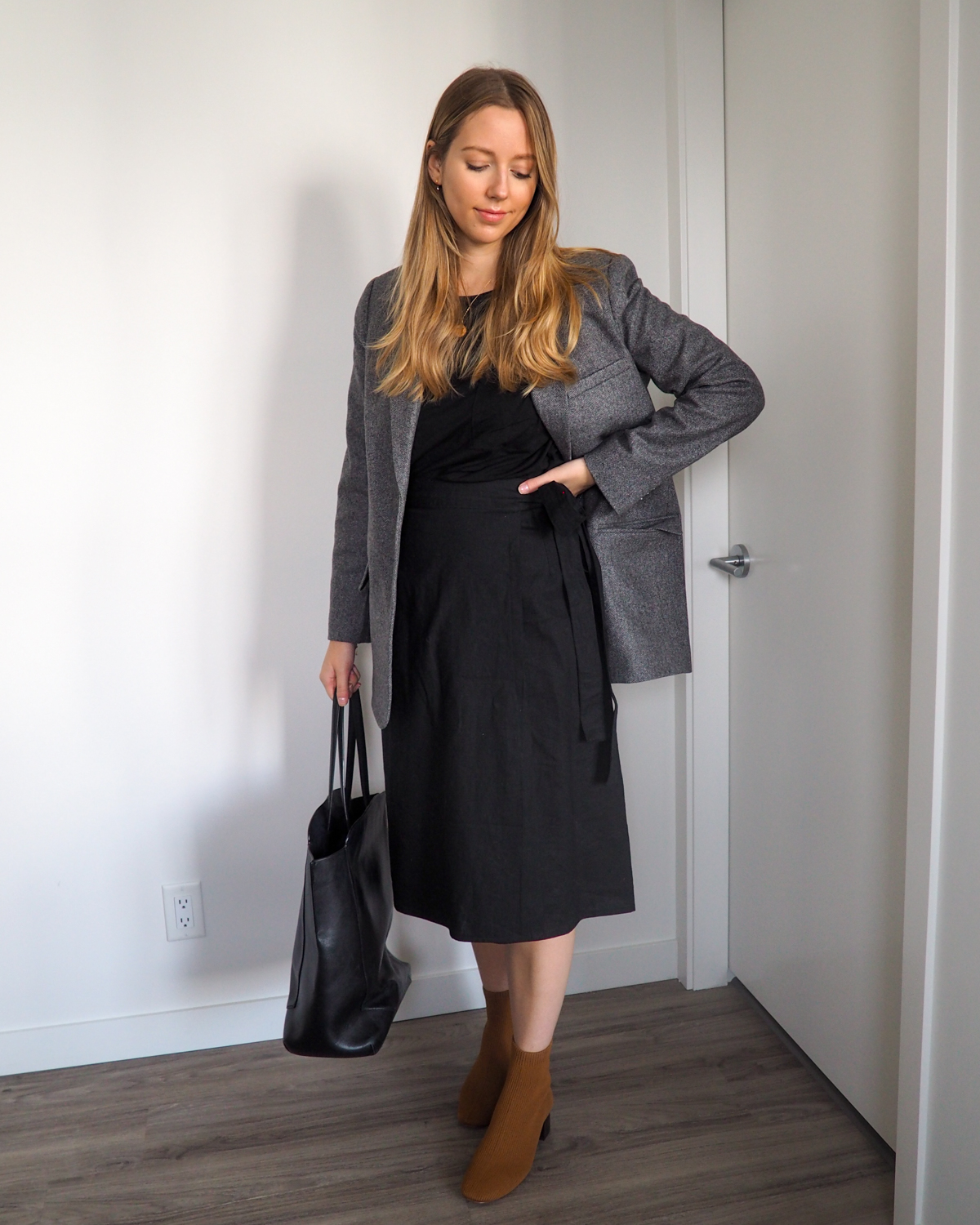 How to Style Boots & Blazers for Fall featuring Everlane - Emily Lightly